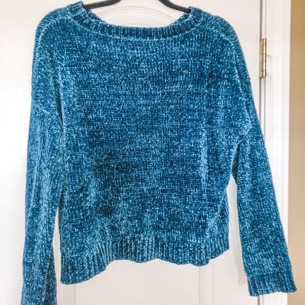 Blue Cropped Sweater - Picture 2 of 3